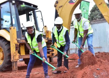 Safaricom Investment Co-operative CEO Sarah Wahogo, Director Housing-Kiambu Julius Mwololo and Chairman Peter Gichangi during the groundbreaking of The Miran Residence