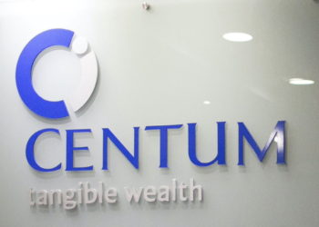 Women work at the front desk of the Centum Investment Company Limited in Nairobi, Kenya, file. REUTERS/Siegfried Modola