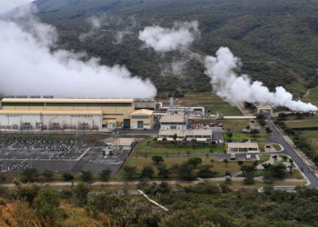 (100903) -- NAIROBI, Sept. 3, 2010 (Xinhua) -- The Olkaria geothermal power plant is seen in Rift Valley Province of Kenya, on Aug. 29, 2010. Seventy percent of the drilling work to create new geothermal steam wells in Olkaria geothermal power plant has been done. The new wells are expected to produce 280 megawatts of electricity within the next two years. About 33 steam wells have been drilled in Kenya since the exploitation of geothermal energy began in 1981. Kenyan has the potential geothermal of 7,000 megawatts. (Xinhua/Zhao Yingquan) (zw)